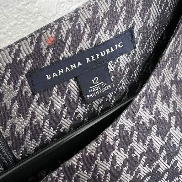 Banana Republic gray and black silk blend Houndstooth sheath dress with pockets - Picture 8 of 10